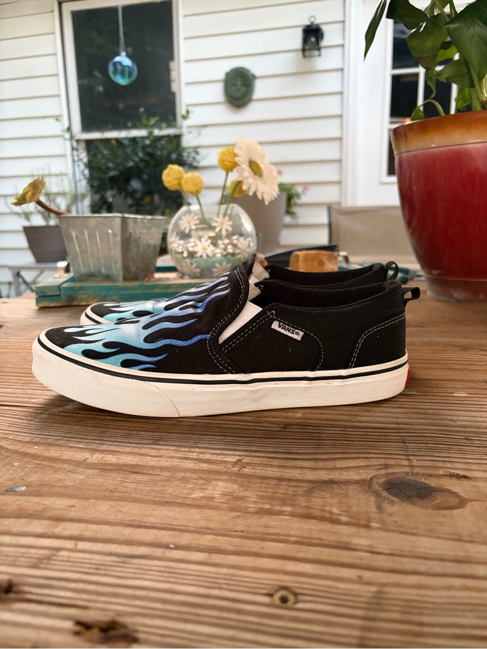 Vans Classic Slip-On Blue Flame Black Canvas Skate Shoes Youth 7 / Women’s 8.5